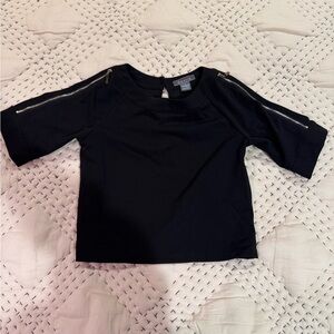 Gracia Black Cropped Top Blouse with Zipper Detailing Sleeve size S